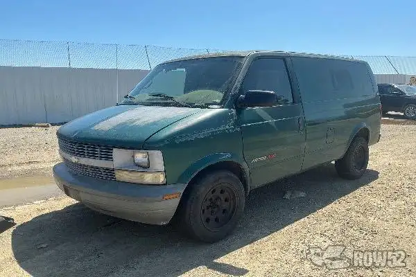Photo of 1998 Chevrolet Astro