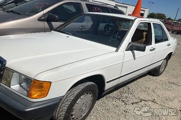 Photo of 1985 Mercedes-Benz 190