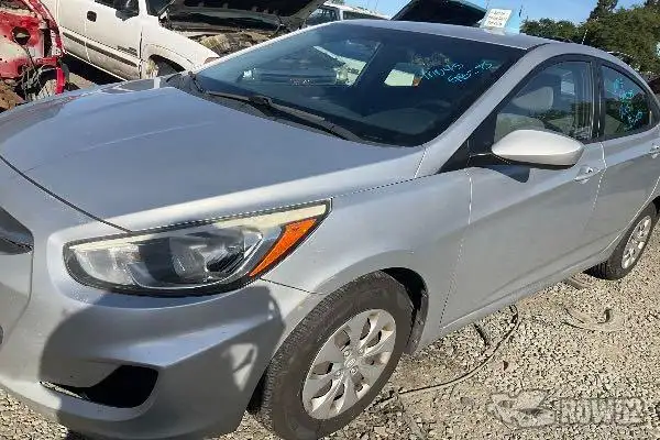 Photo of 2015 Hyundai Accent