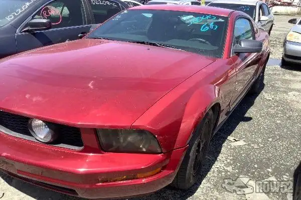Photo of 2005 Ford Mustang