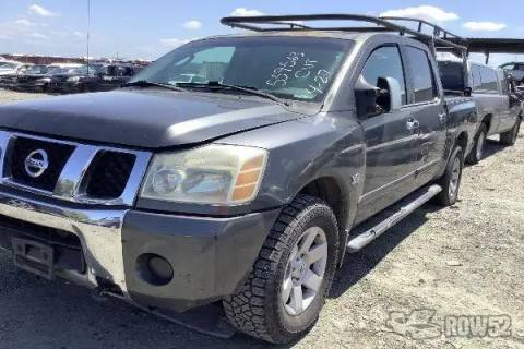 Photo of 2004 Nissan Titan