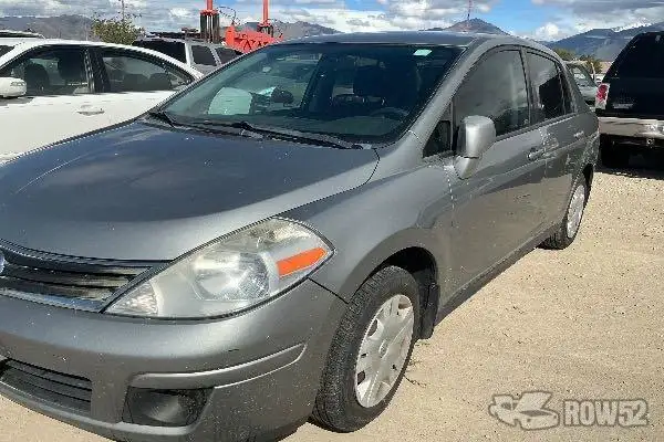 Photo of 2011 Nissan Versa