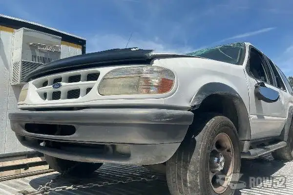 Photo of 1998 Ford Explorer