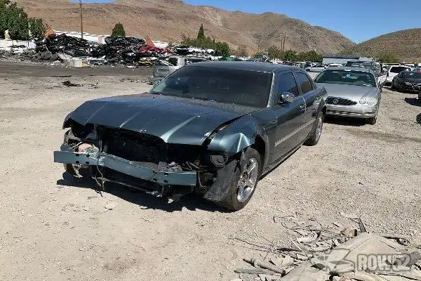 Photo of 2005 Chrysler 300