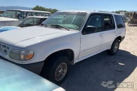 Photo of 2000 Ford Explorer