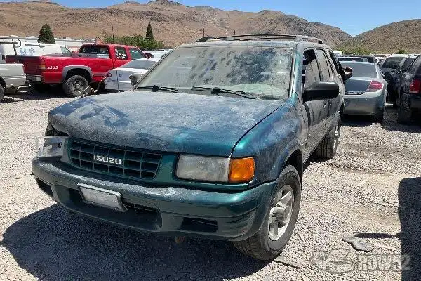 Photo of 1999 Isuzu Rodeo