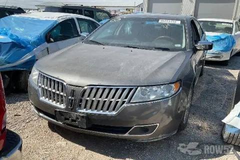Photo of 2010 Lincoln MKZ