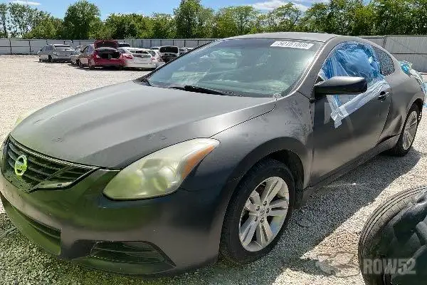 Photo of 2010 Nissan Altima