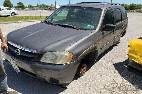 Photo of 2003 Mazda Tribute