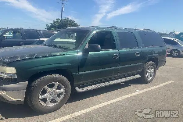Photo of 2001 Chevrolet Suburban