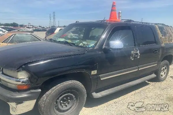 Photo of 2005 Chevrolet Suburban