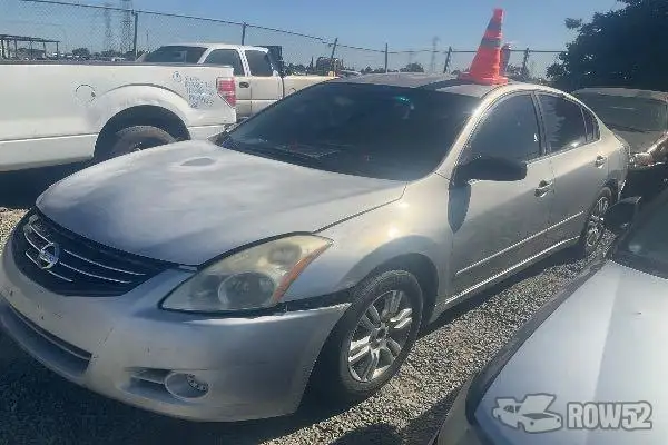 Photo of 2010 Nissan Altima