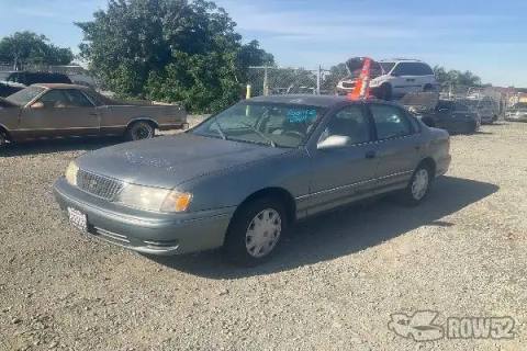 Photo of 1999 Toyota Avalon