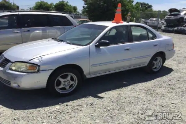 Photo of 2005 Nissan Sentra