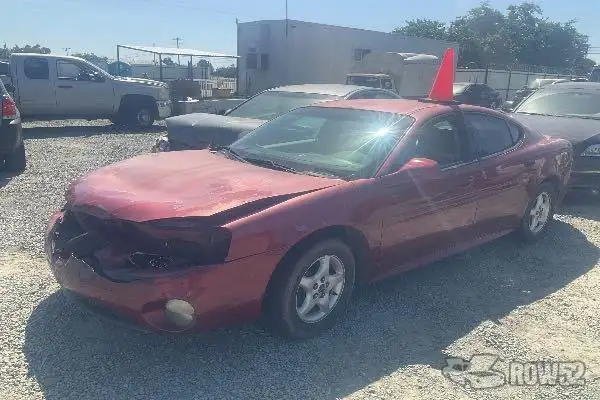 Photo of 2004 Pontiac Grand Prix