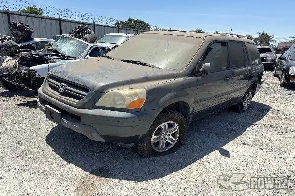 Photo of 2005 Honda Pilot