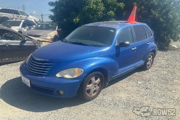 Photo of 2006 Chrysler PT Cruiser