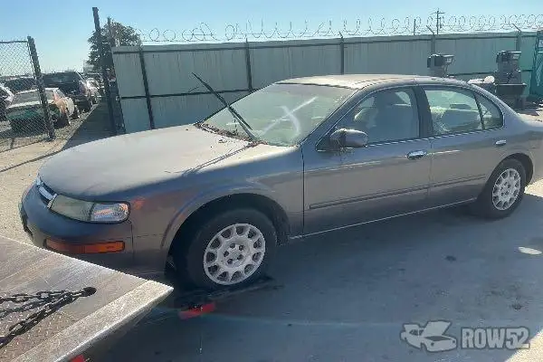 Photo of 1997 Nissan Maxima