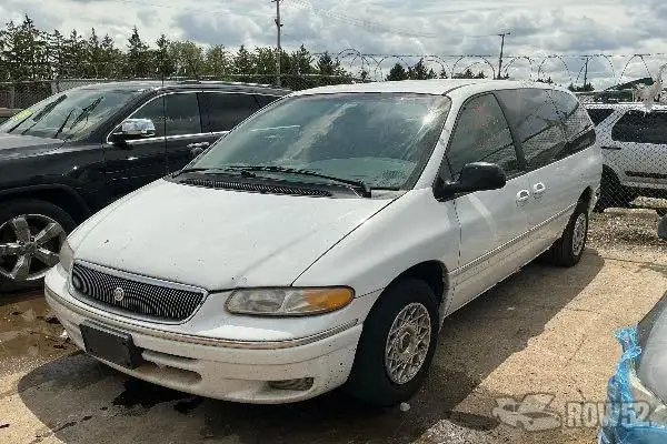 Photo of 1996 Chrysler Town & Country