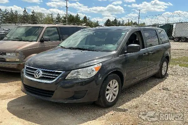 Photo of 2012 Volkswagen Routan