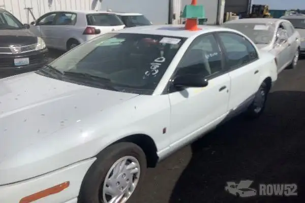 Photo of 2001 Saturn SL