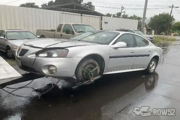 Photo of 2004 Pontiac Grand Prix