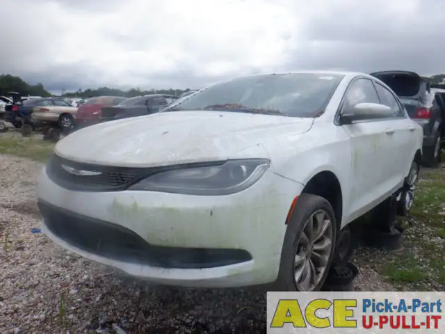 Photo of 2015 Chrysler 200