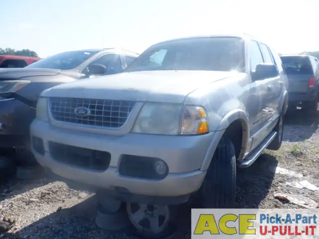Photo of 2005 Ford Explorer