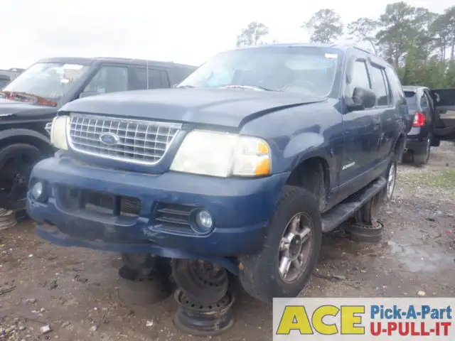 Photo of 2004 Ford Explorer