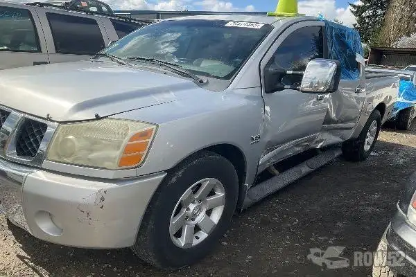 Photo of 2004 Nissan Titan