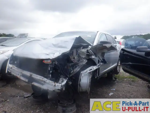 Photo of 2013 Ford Taurus