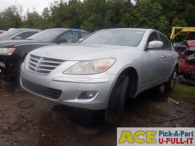 Photo of 2009 Hyundai Genesis