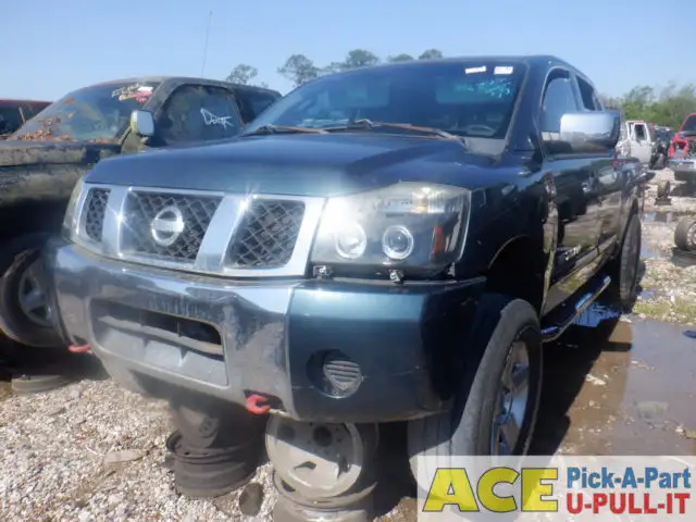 Photo of 2005 Nissan Titan