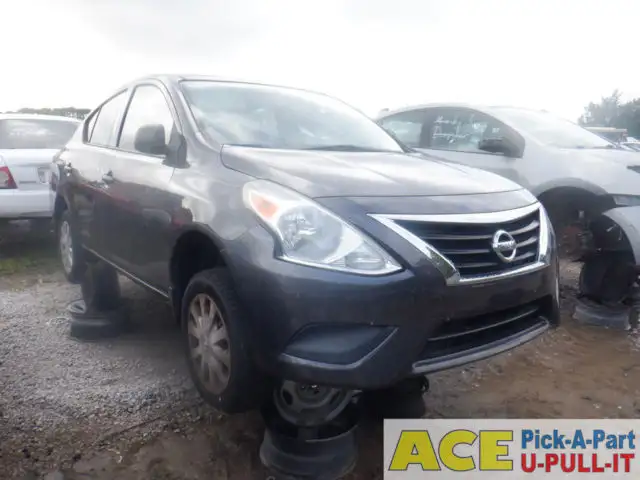 Photo of 2015 Nissan Versa