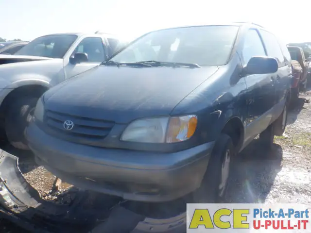 Photo of 2001 Toyota Sienna