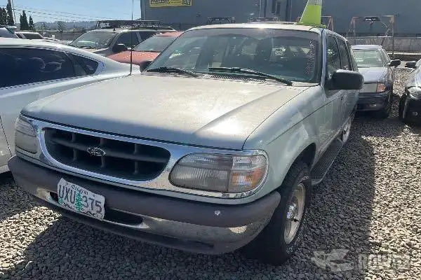 Photo of 1996 Ford Explorer