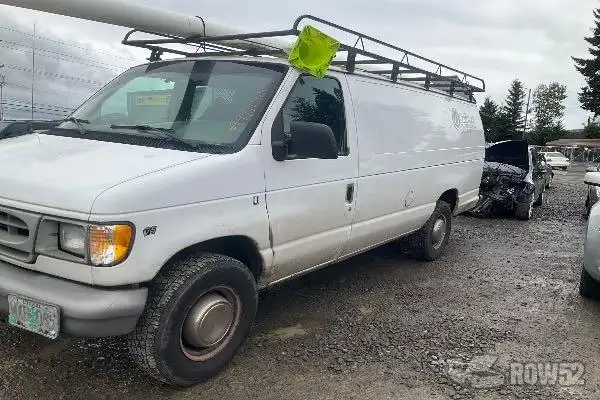 Photo of 1999 Ford Econoline