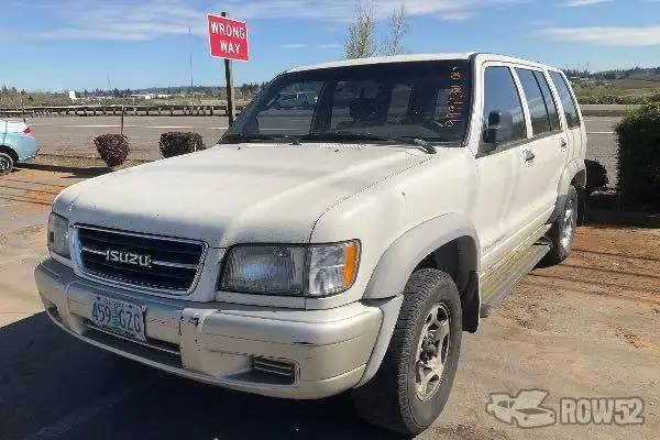 Photo of 1998 Isuzu Trooper