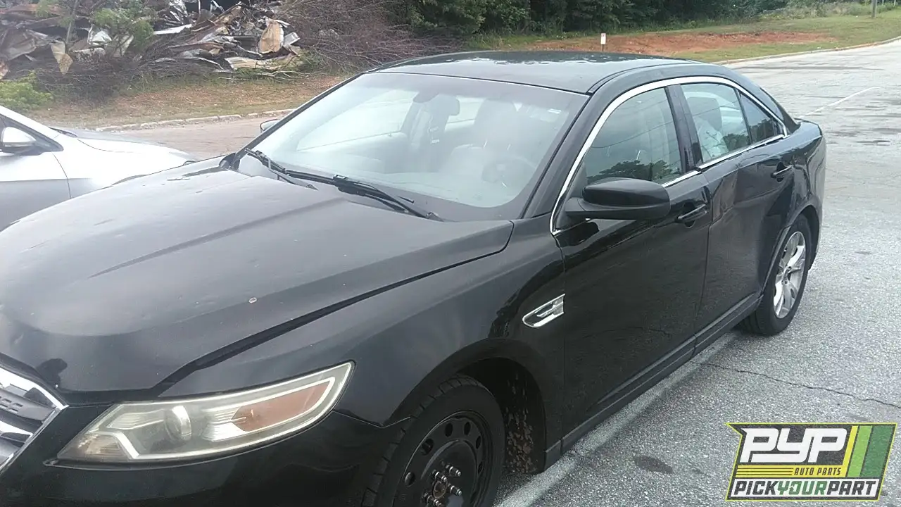 Photo of 2012 Ford Taurus