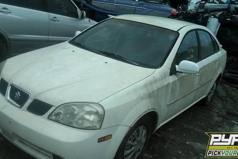 Photo of 2004 Suzuki Forenza