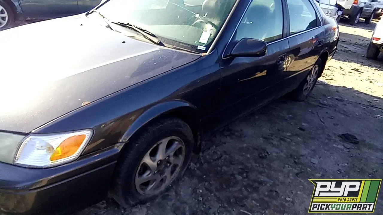 Photo of 2000 Toyota Camry