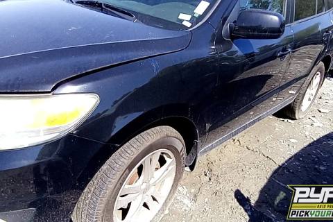 Photo of 2012 Hyundai Santa Fe