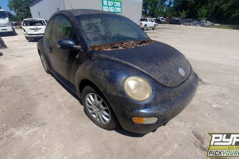 Photo of 2005 Volkswagen Beetle