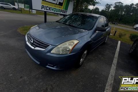 Photo of 2011 Nissan Altima