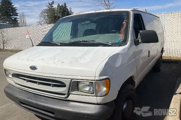 Photo of 1999 Ford Econoline