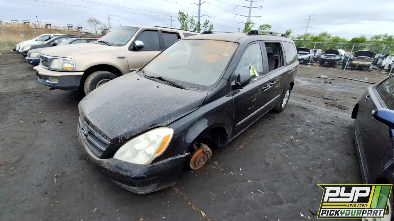Photo of 2008 Hyundai Entourage