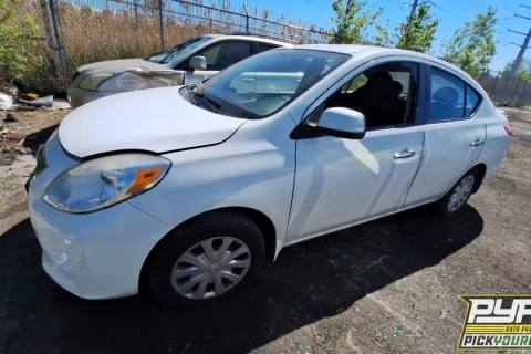Photo of 2014 Nissan Versa