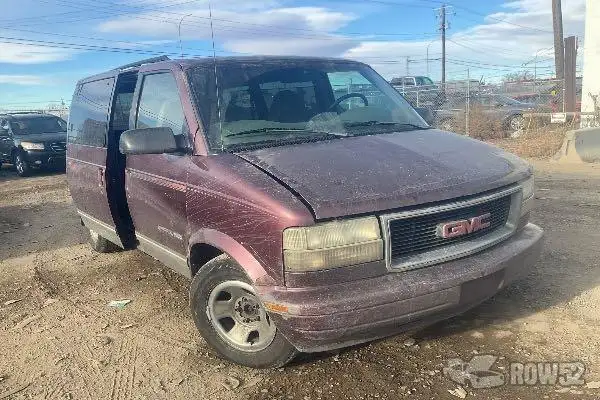 Photo of 1998 GMC Safari