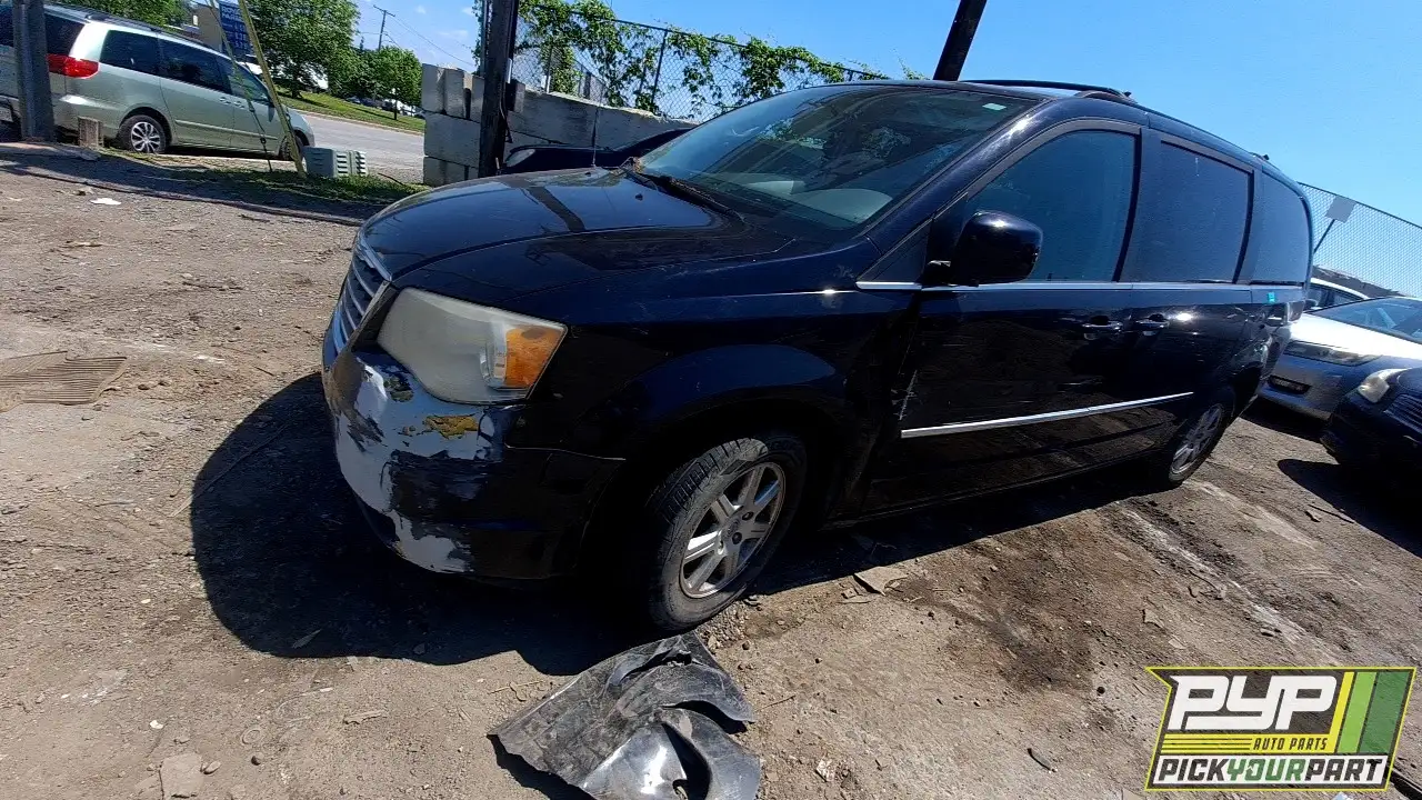 Photo of 2010 Chrysler Town & Country
