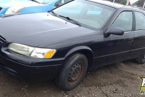 Photo of 1998 Toyota Camry